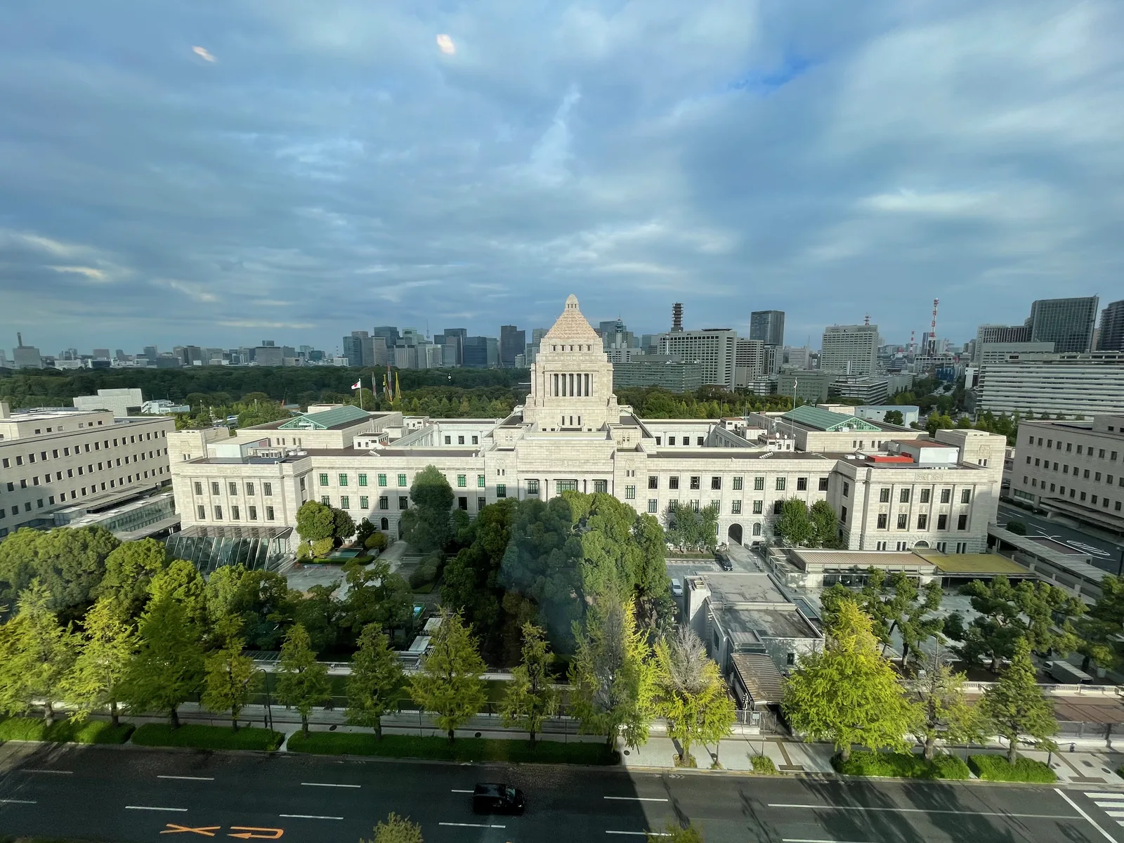 玉木雄一郎議員訪問 — 国会議事堂